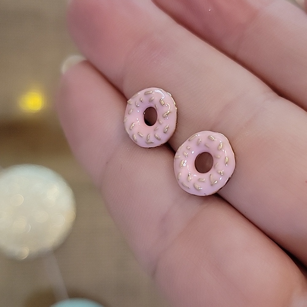 🔥LAST PAIR🔥 FROSTED DONUT STUD EARRINGS
